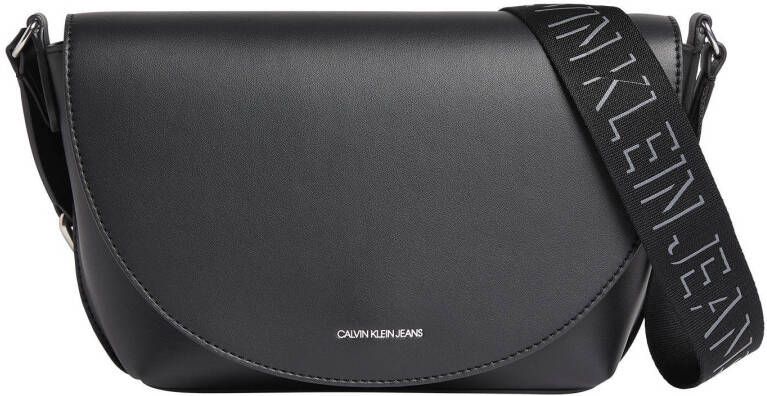 Calvin Klein Trapeziod crossbodytas met logoband